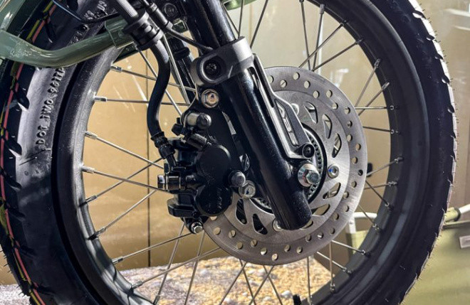 Honda CT125 màu Safari Green nhìn độc đáo