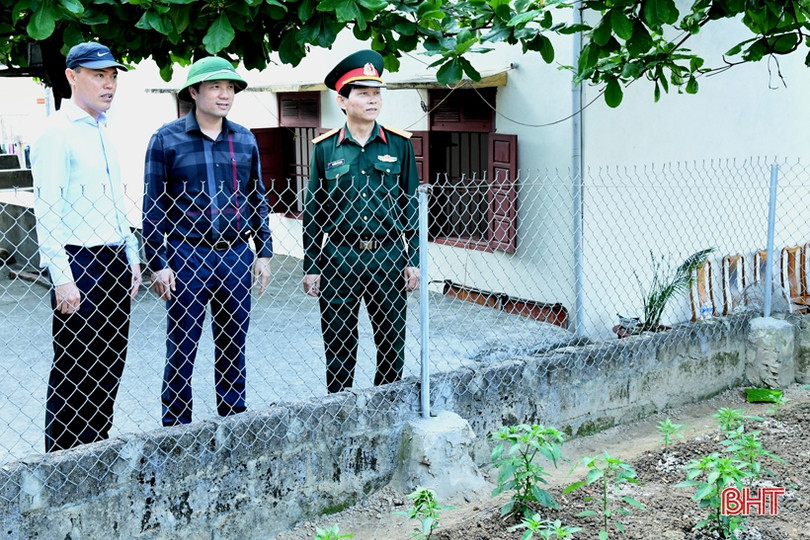 Bí thư Tỉnh ủy thăm đảo Sơn Dương và dự khởi công xây dựng nhà ở cho cán bộ, chiến sỹ