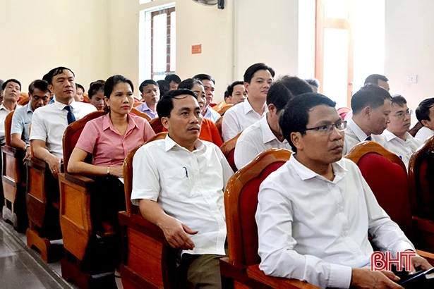 HĐND thị xã Hồng Lĩnh, Hương Khê phát huy vai trò, khẳng định vị thế trong hệ thống chính trị