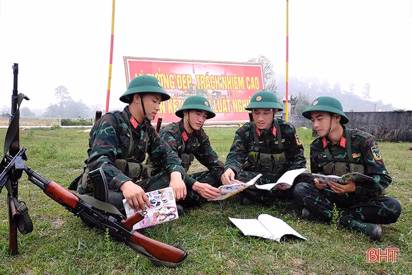 Những “hạt giống đỏ” trong huấn luyện chiến sĩ mới ở Hà Tĩnh