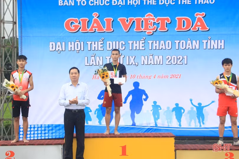 Thành phố Hà Tĩnh nhất toàn đoàn Giải Việt dã toàn tỉnh năm 2021