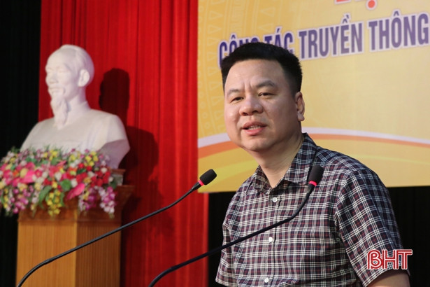 Nâng cao kỹ năng đối thoại với báo chí cho hơn 700 cán bộ ngành GD&ĐT Hà Tĩnh