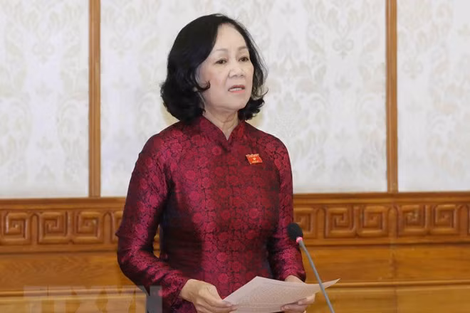 Tổng Bí thư trao quyết định phân công Trưởng ban Tổ chức Trung ương và Trưởng ban Dân vận Trung ương