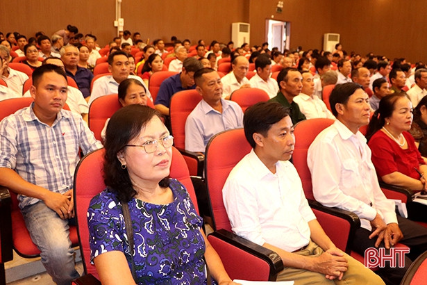 Trang bị nghiệp vụ cho thành viên các tổ bầu cử tại TX Hồng Lĩnh