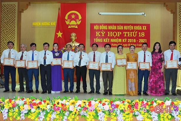 HĐND thị xã Hồng Lĩnh, Hương Khê phát huy vai trò, khẳng định vị thế trong hệ thống chính trị