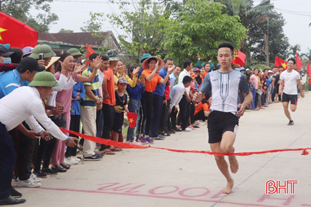 Hơn 400 VĐV tranh tài tại Đại hội Thể dục thể thao cấp cơ sở ở Vũ Quang