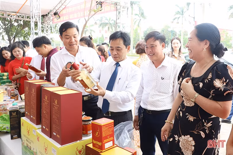 Hà Tĩnh cùng các tỉnh Bắc Trung Bộ kết nối, đưa sản phẩm kinh tế tập thể thành hàng hóa liên vùng