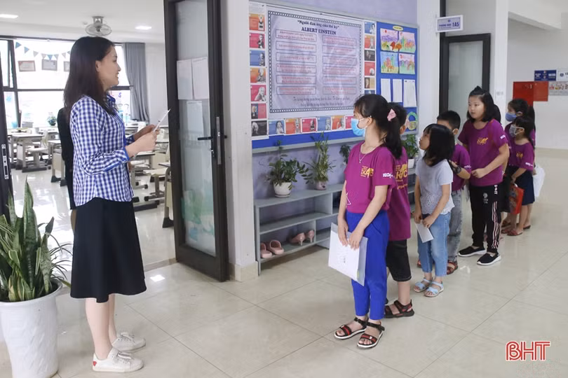 430 học sinh Hà Tĩnh tham gia thi toán quốc tế Kangaroo tại Trường Albert Einstein