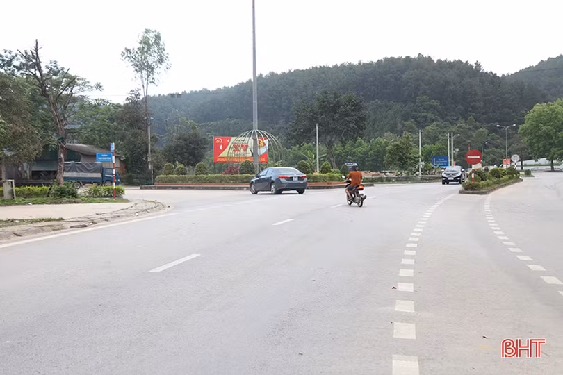 Nhiều nút giao tiềm ẩn TNGT ở huyện miền núi Hà Tĩnh