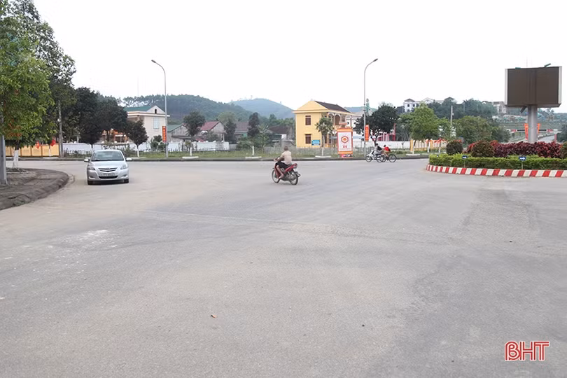 Nhiều nút giao tiềm ẩn TNGT ở huyện miền núi Hà Tĩnh