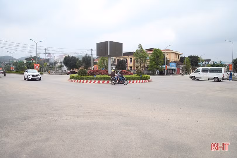 Nhiều nút giao tiềm ẩn TNGT ở huyện miền núi Hà Tĩnh