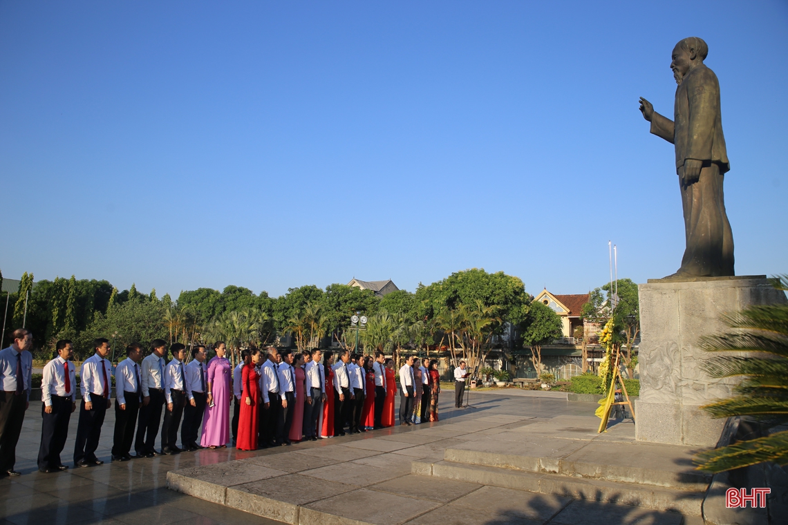 Đại hội Đại biểu Đảng bộ Khối Các cơ quan và doanh nghiệp Hà Tĩnh bầu 27 đồng chí vào Ban Chấp hành nhiệm kỳ mới