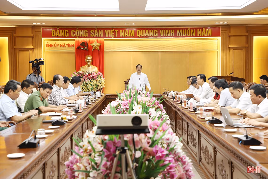 Công bố quyết định thành lập Ban Chỉ đạo phòng, chống tham nhũng, tiêu cực tỉnh Hà Tĩnh