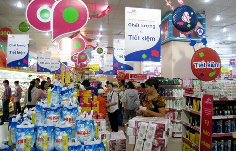 Co.opmart dành ra 80 tỷ đồng trong ngân sách chương trình để tập trung thực hiện giảm giá sản phẩm (đặc biệt là các sản phẩm thiết yếu) và 20 tỷ đồng phiếu mua hàng nhằm hỗ trợ tiêu dùng trực tiếp cho khách hàng. Co.opmart dành ra 80 tỷ đồng trong ngân sách chương trình để tập trung thực hiện giảm giá sản phẩm (đặc biệt là các sản phẩm thiết yếu) và 20 tỷ đồng phiếu mua hàng nhằm hỗ trợ tiêu dùng trực tiếp cho khách hàng.