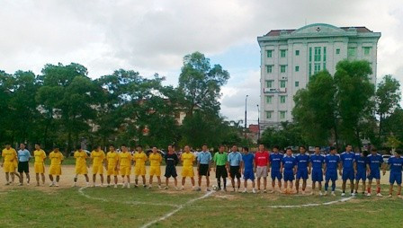 Thành phố Hà Tĩnh tổ chức giải bóng đá các CLB thanh niên tranh cúp Newforcus năm 2012 ảnh 4