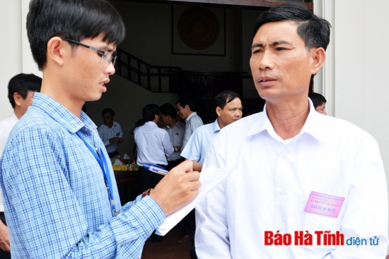 Cử tri và nhân dân vui mừng, tin tưởng vào kết quả kỳ họp ảnh 2 Cử tri và nhân dân vui mừng, tin tưởng vào kết quả kỳ họp ảnh 2