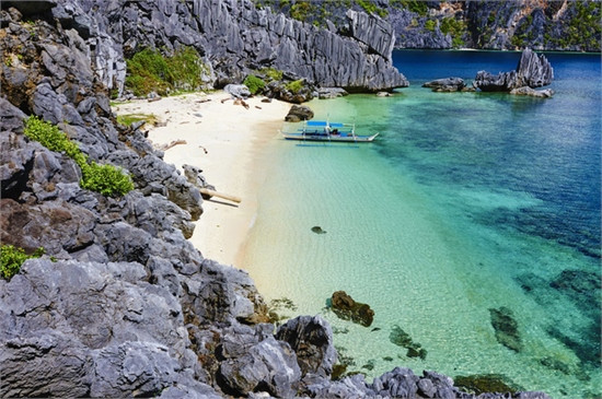 Palawan, Philippines là một trong những hòn đảo thiên đường đẹp nhất thế giới, nơi mà Internet hay sóng wifi vẫn chưa chạm đến.