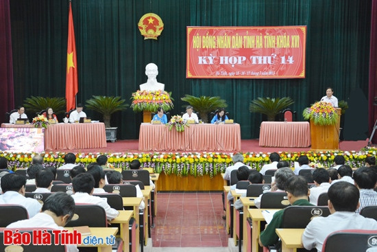 Đại biểu dân cử băn khoăn về giá điện, thừa giáo viên hợp đồng ảnh 1 Đại biểu dân cử băn khoăn về giá điện, thừa giáo viên hợp đồng ảnh 1