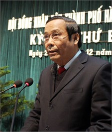 Chủ tịch HĐND tỉnh Nguyễn Thanh Bình phát biểu chỉ đạo kỳ họp