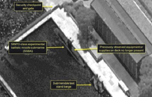 the gioi noi bat trong tuan ty le ung ho trump thap ky luc sau 6 thang nham chuc