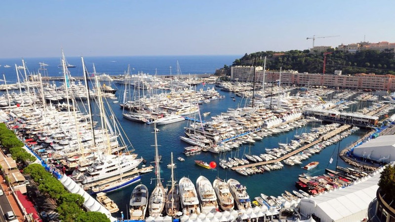 choang vang cuoc song sieu giau o quoc gia 1 3 dan la trieu phu