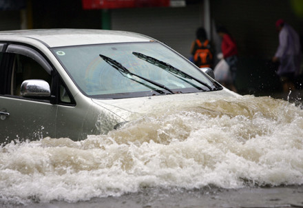 kinh nghiem lai xe trong mua mua bao