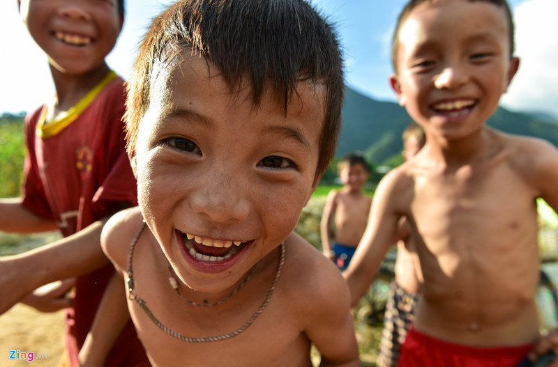 hang dong sau hang km chua co dau chan du khach o mu cang chai