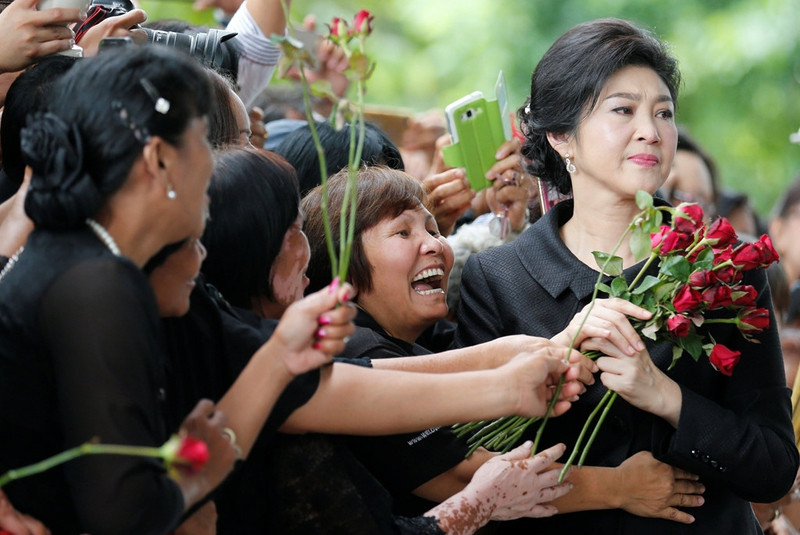 ba yingluck doi mat 10 nam tu giam tai phien toa cuoi cung