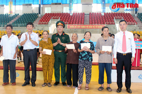 cua ro le nguyet minh ve nhat chang 3 cuoc dua xe dap ve truong son