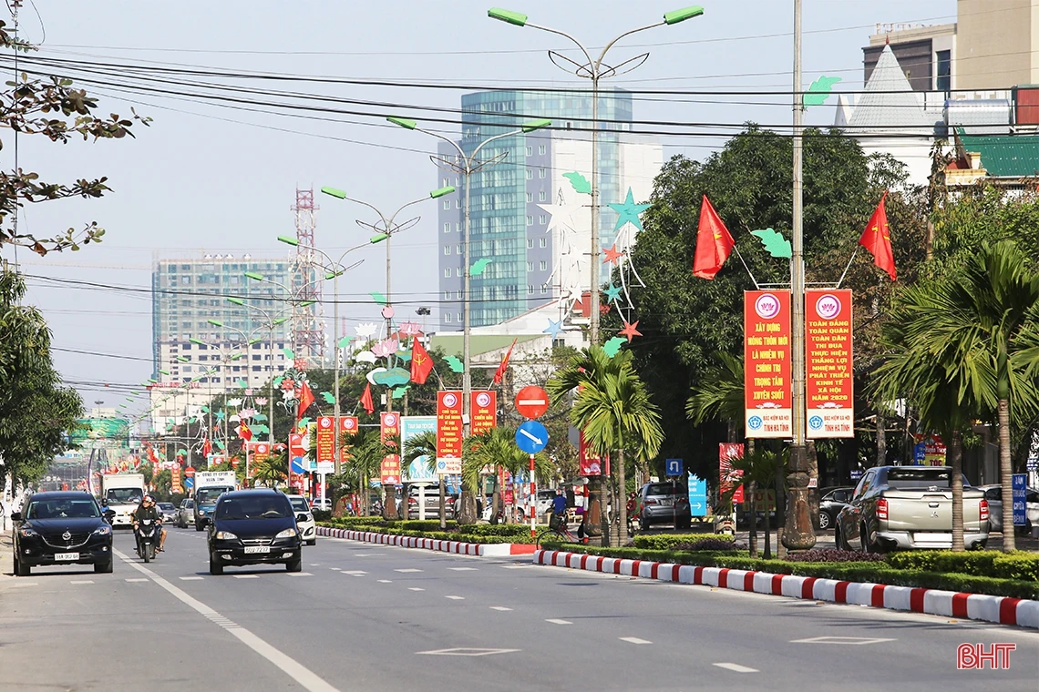 Hà Tĩnh nguyện cùng Nhân dân cả nước gìn giữ, phát huy di sản của Đại thi hào Nguyễn Du, xây dựng quê hương ngày càng giàu mạnh