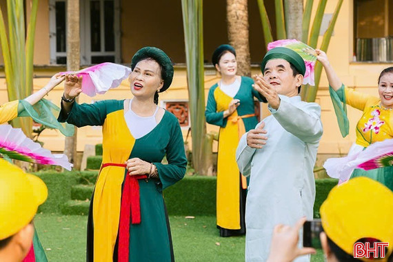 Đánh thức tiềm năng du lịch từ dân ca ví, giặm Nghệ Tĩnh