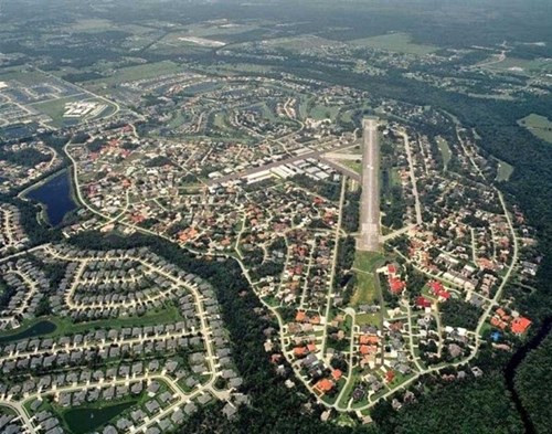 sung sot truoc thi tran moi nha deu may bay rieng