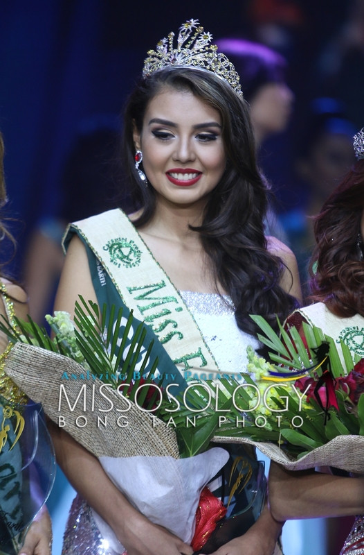 nam em gap su co phien dich dung chan o top 8 hoa hau trai dat