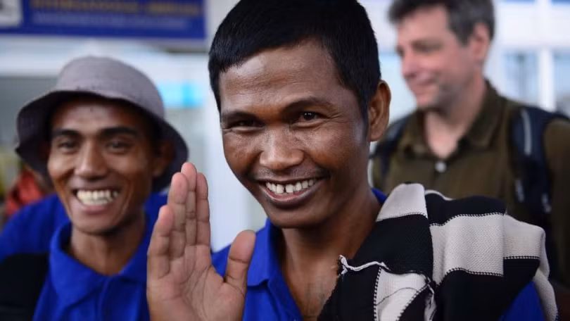 2 thuyen vien ha tinh bi cuop bien somalia bat giu da ve den kenya