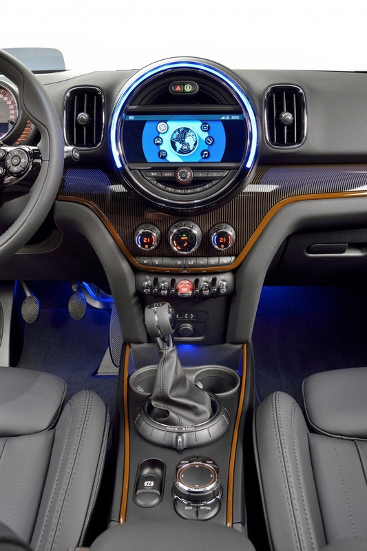 Mini Countryman 2017 trình làng thiết kế mới và kích thước tăng ảnh 8 mini countryman 2017 trinh lang thiet ke moi va kich thuoc tang