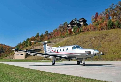 sung sot truoc thi tran moi nha deu may bay rieng