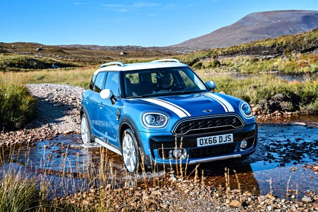 Mini Countryman 2017 trình làng thiết kế mới và kích thước tăng ảnh 14 mini countryman 2017 trinh lang thiet ke moi va kich thuoc tang
