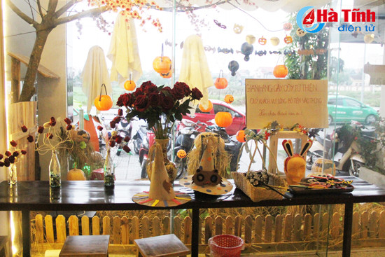 gioi tre tp ha tinh hao huc chao don halloween