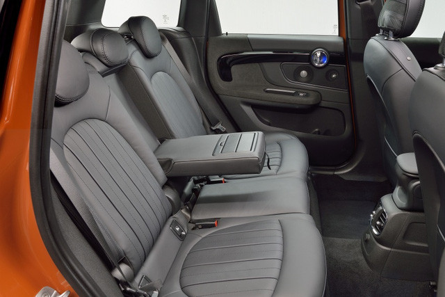 Mini Countryman 2017 trình làng thiết kế mới và kích thước tăng ảnh 9 mini countryman 2017 trinh lang thiet ke moi va kich thuoc tang