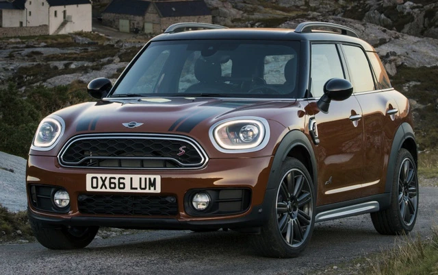 Mini Countryman 2017 trình làng thiết kế mới và kích thước tăng ảnh 3 mini countryman 2017 trinh lang thiet ke moi va kich thuoc tang