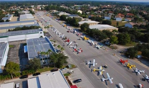 sung sot truoc thi tran moi nha deu may bay rieng