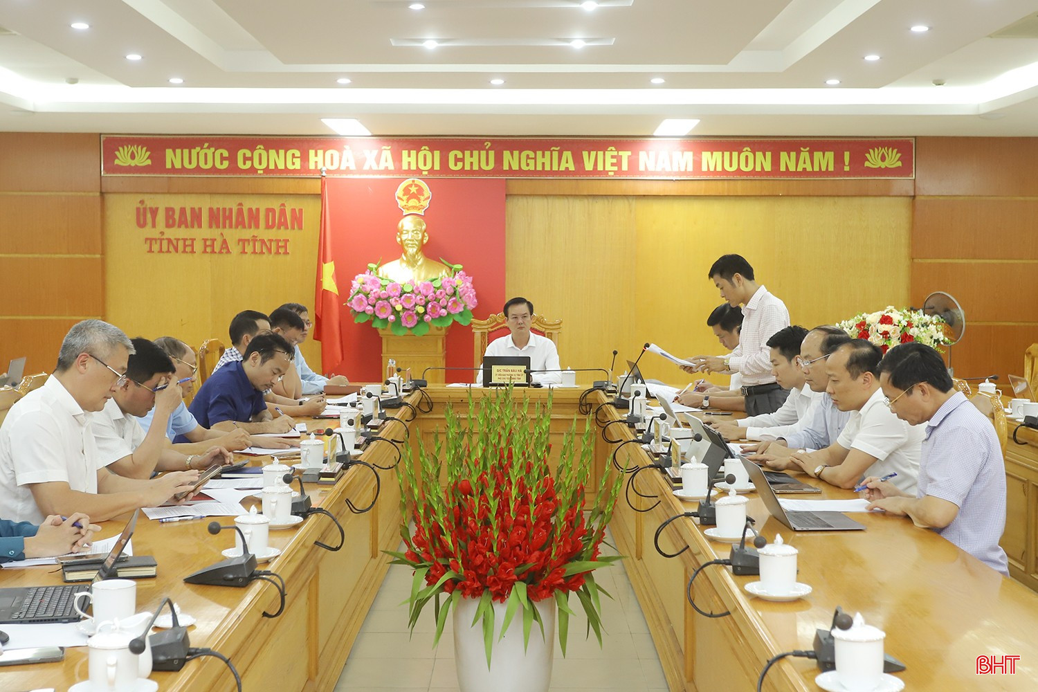 Các đại biểu tham dự cuộc họp. bqbht_br_cong-trinh-giao-thong-02.jpg