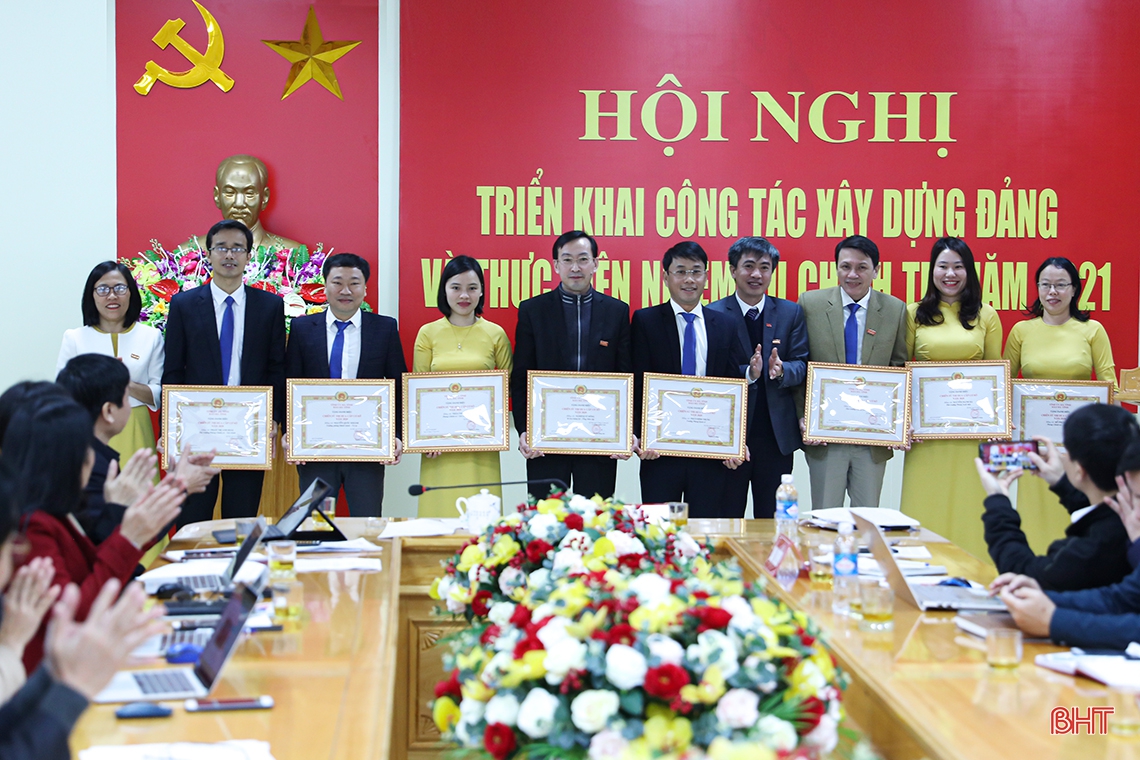 Báo Hà Tĩnh không ngừng đổi mới, làm tốt vai trò định hướng thông tin