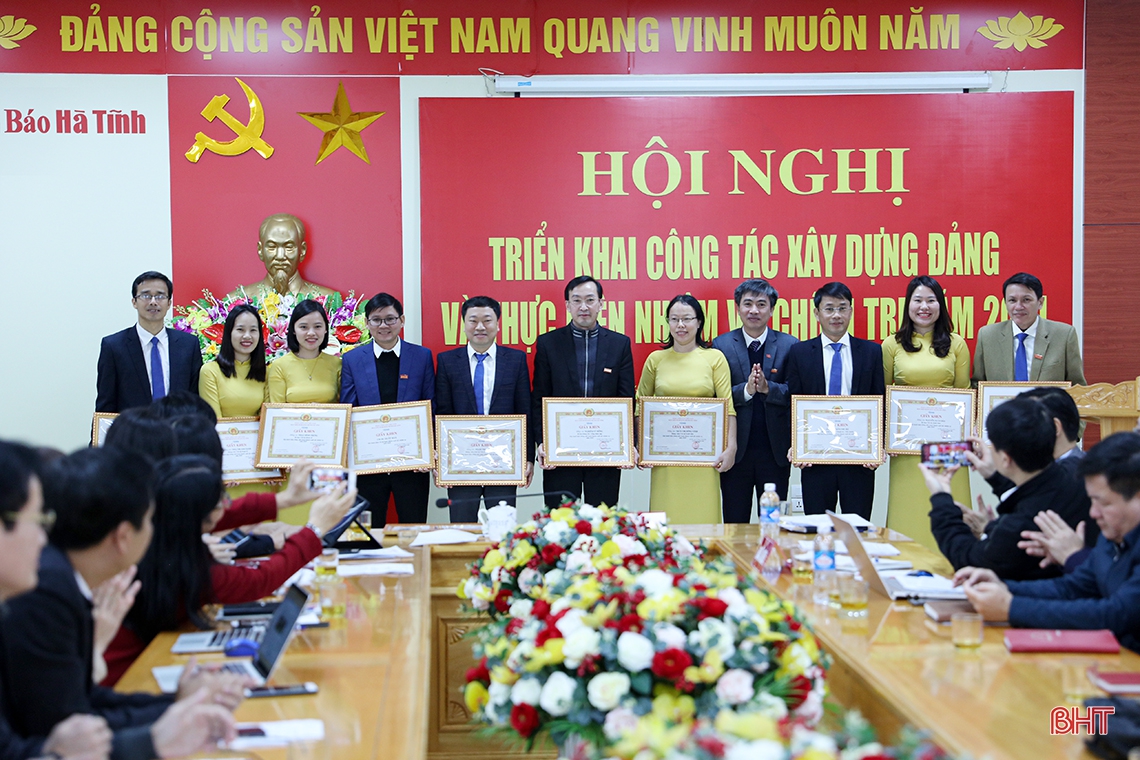Báo Hà Tĩnh không ngừng đổi mới, làm tốt vai trò định hướng thông tin