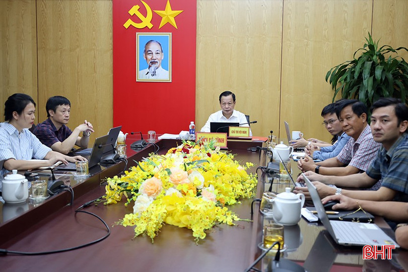 Đại biểu tham dự ở điểm cầu Hà Tĩnh bqbht_br_khoa-hoc-1.jpg