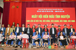 Hơn 300 tình nguyện viên tham gia ngày hội hiến máu