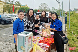 Tuổi trẻ Đức Quang “nhóm lửa” yêu thương mùa Tết