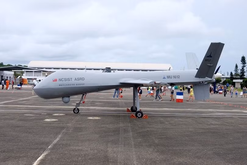 dai loan thu nghiem uav chien dau manh ngang mq 1 cua my
