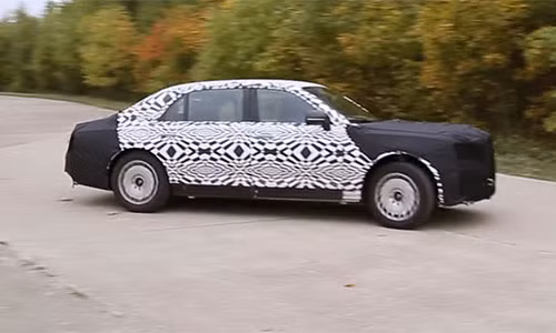 limousine cua putin hoan tat kiem tra chuan bi ra mat