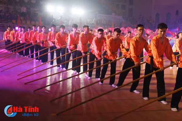tong duyet chuong trinh le khai mac dai hoi tdtt ha tinh lan thu viii